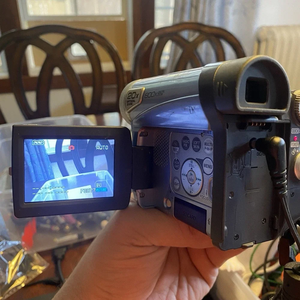 Panasonic PV-GS12 Mini DV Hybrid Camcorder No Battery/Charger- For Parts-Tested